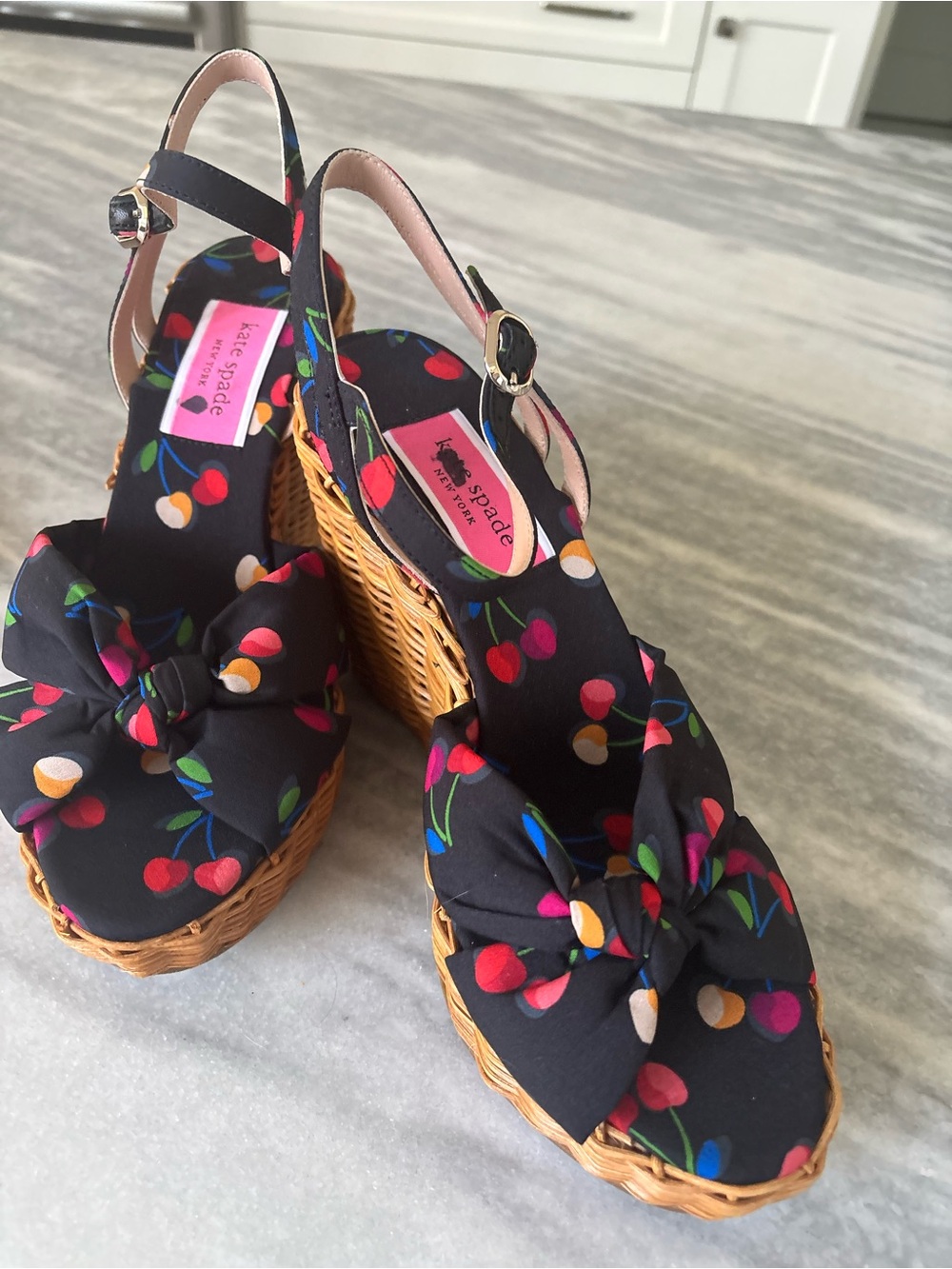 kate spade Black Cherry-Print Wedge Sandals size 9 brand new ! - Picture 4 of 14